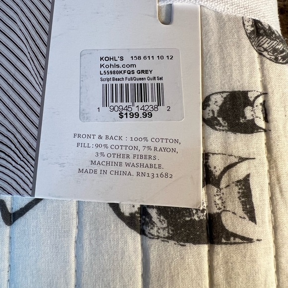 Script Beach Coastal Christmas full/queen cotton quilt set, new. Quilt and shams - Picture 3 of 3